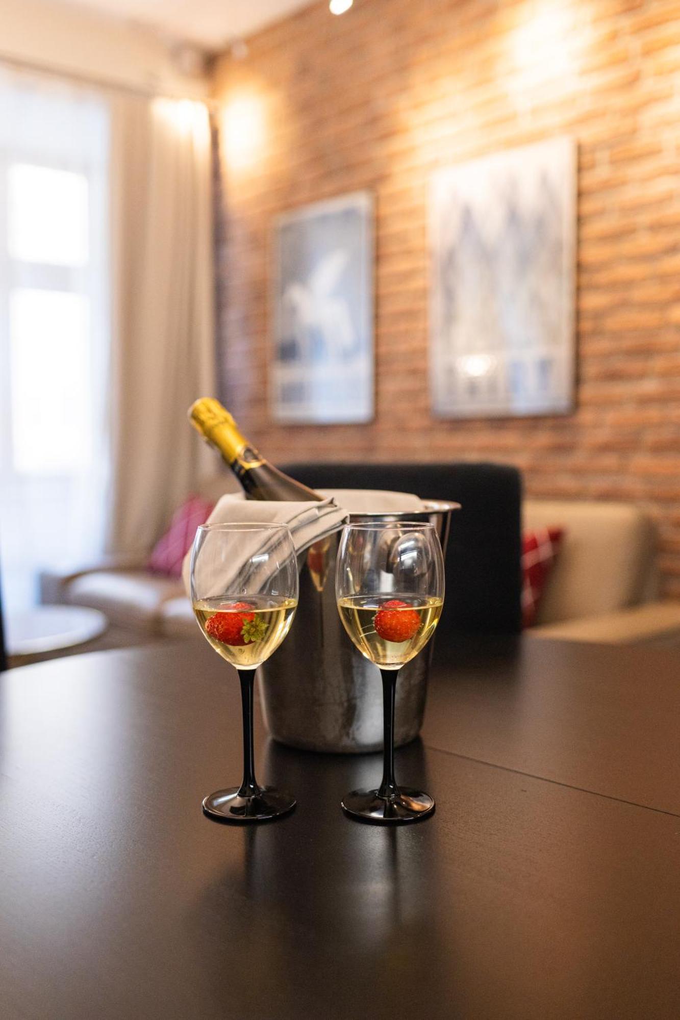 Lux Apartmenty - Old City Krakkó Kültér fotó